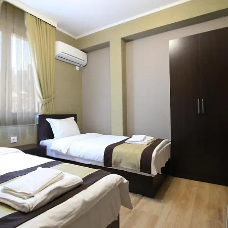 тони Pensiune Zlatograd