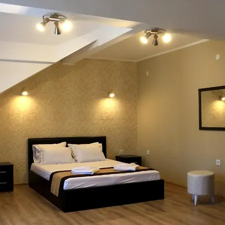 тони 3* Zlatograd