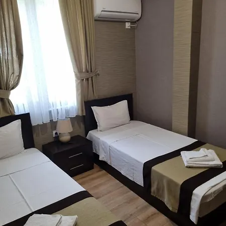 тони Πανσιόν 3*