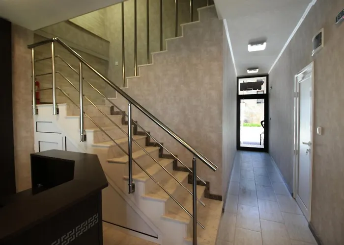 Pensión тони 3*